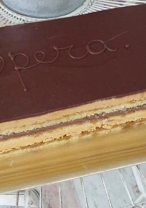 Una foto de Torta Ópera
