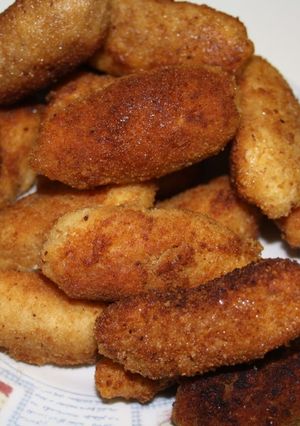 Una foto de Croquetas de pollo y huevo duro