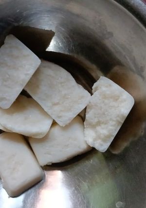 A picture of Dudh ice cream.