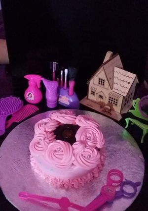 A picture of Pink mini cake.