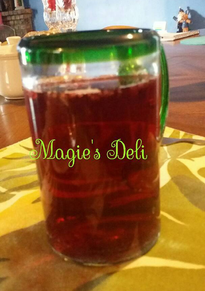 Una foto de Agua de jamaica con chía