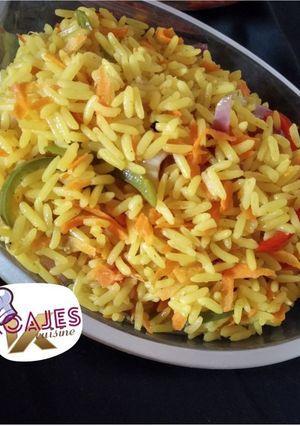 A picture of Grated carrot stir fry fried rice.
