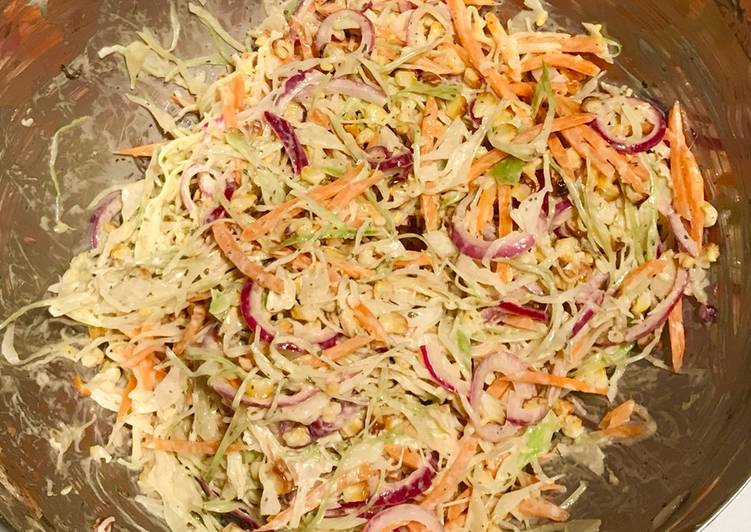 Spicy grilled sweetcorn slaw