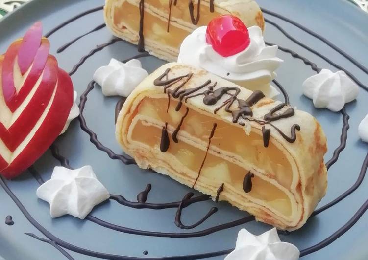 Rakott almás palacsinta