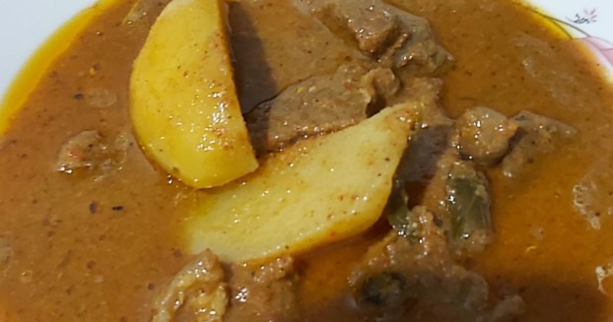 Sie masak mirah ala Aceh (daging masak merah)