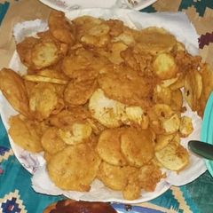 A picture of Round fries.