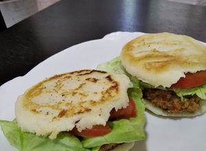 Una foto de Arepas -relleno vegano y sin TACC- :)