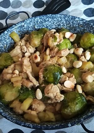 Mandulás - kelbimbós csirke recept fotója