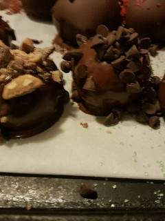 A picture of Cake pops.