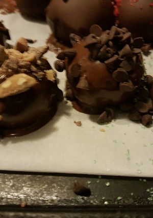 A picture of Cake pops.