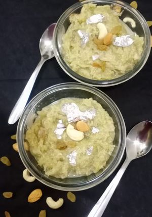 A picture of Lauki Halwa.