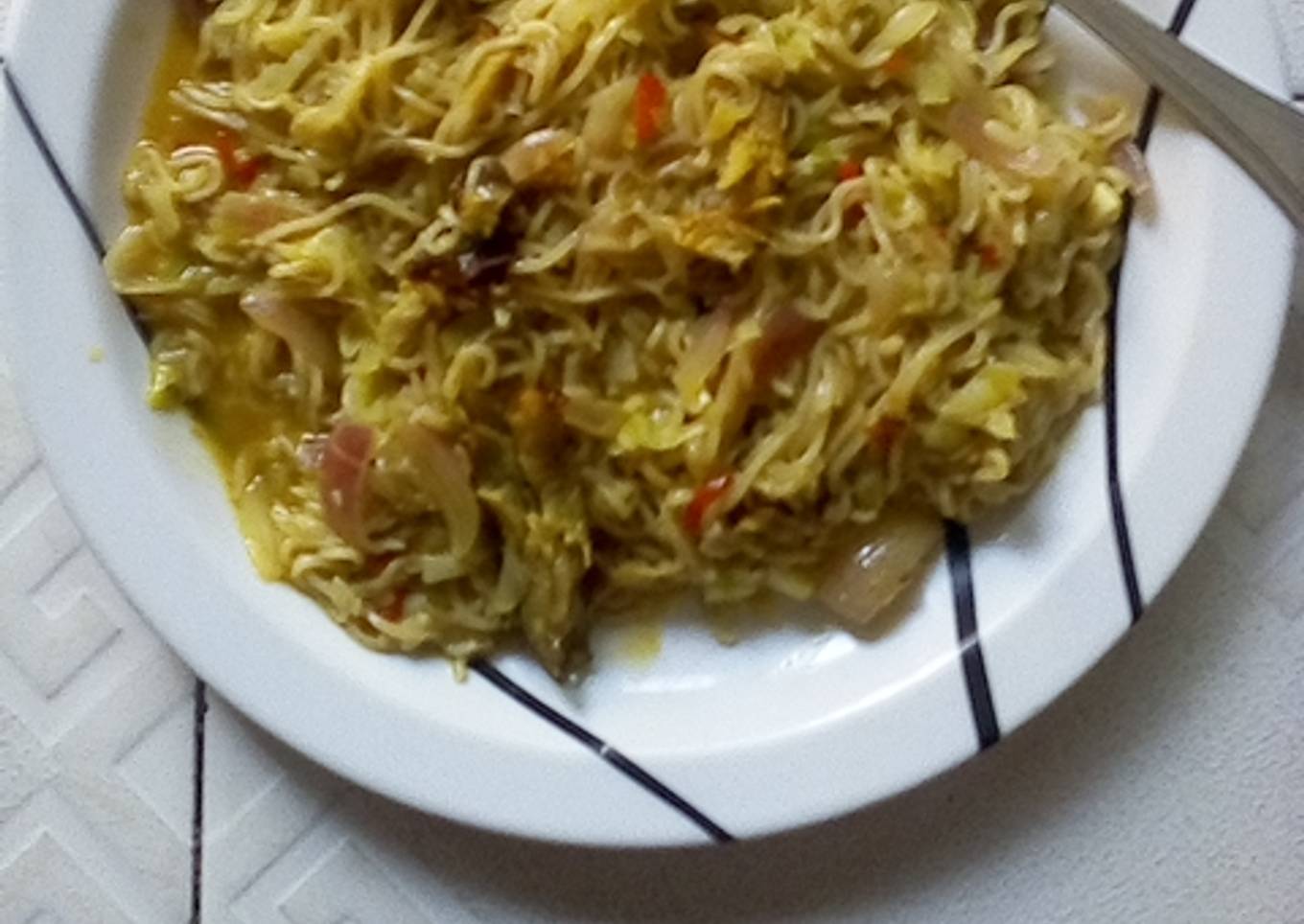 Indomie with dry fish