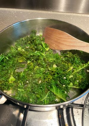 A picture of Pan Fried Kale With Garlic.