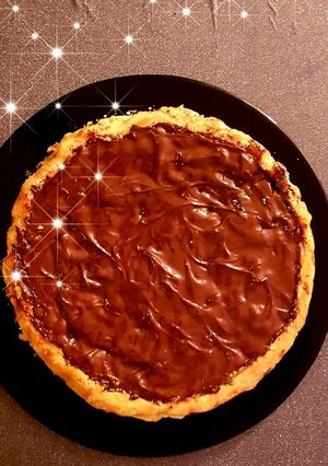Une photo de Tarte tatin banane ananas Victoria fondant au chocolat noir