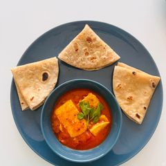 A picture of Gujarati Cuisine ~Dhokli nu Shaak😋.