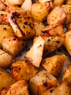Una foto de Papas Crocantes al Horno ♥️