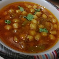 A picture of Chana salan.