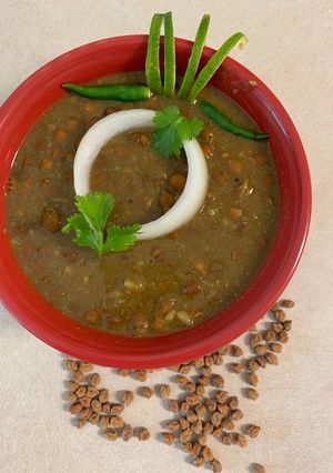 A picture of Black Chana Masala.
