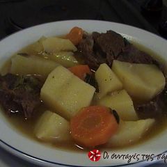 Beef soup A picture of Beef soup.