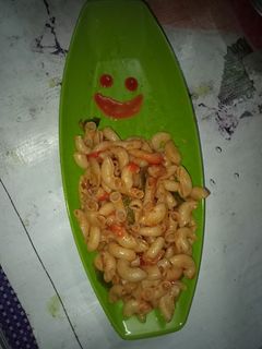 मैकरॉनी (macaroni recipe in Hindi) रेसिपी मुख्य फोटो