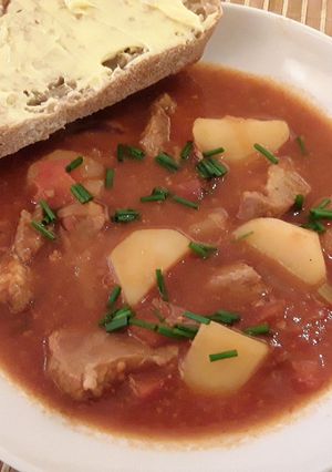 A picture of Sig's Light Tomato and Shallot Stew.