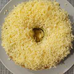 รูปของ Pandan Chiffon Cake with Cheese Topping