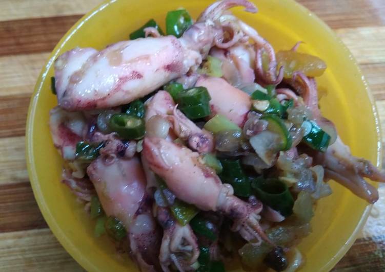 Bagaimana Membuat Tumis cumi asin, Anti Gagal