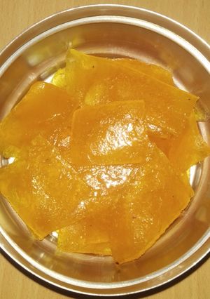 A picture of Aam papad.