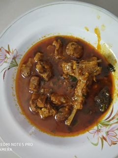 A picture of Mutton curry.