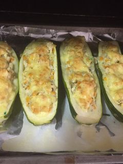 Una foto de Zapallo italiano relleno de pollo