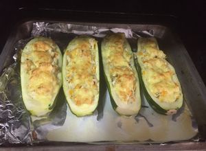 Una foto de Zapallo italiano relleno de pollo