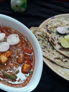 પનીર ટીક્કા સબ્જી (paneer tika sabji recipe in Gujarati) રેસીપી મુખ્ય ફોટો
