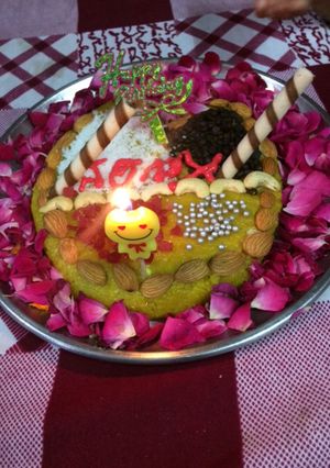 A picture of Moong dal halwa cake.