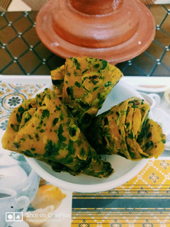 मेथी थेपला (methi thepla recipe in hindi) रेसिपी मुख्य फोटो