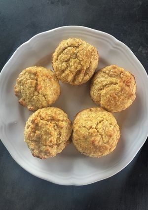 Una foto de Muffins de limón - aptos para candidiasis
