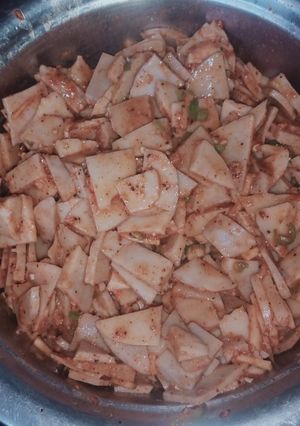 चटपटी नींबू वाले कचालू चाट(chatpati neembu wale kachalu chaat recipe ih hindi) रेसिपी मुख्य फोटो