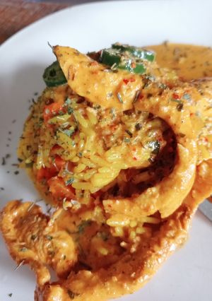 A picture of Nandos style spicy rice.