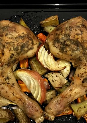 Foto resep Ayam Panggang Oven ~Enak ! (butter, oregano, parsley)