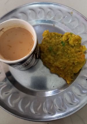 મસાલા ચા (Masala Tea Recipe In Gujarati) રેસીપી મુખ્ય ફોટો