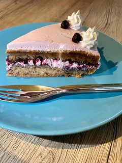 Mindenmentes áfonyás torta recept fotója