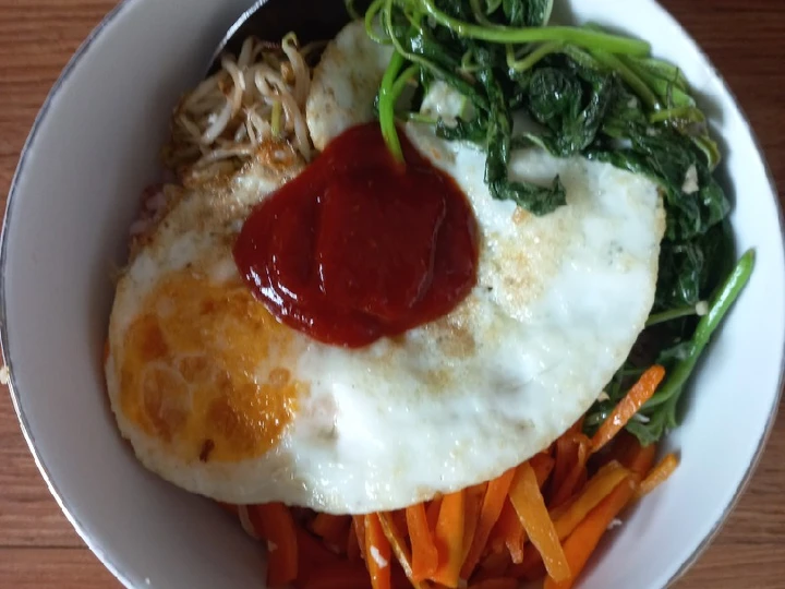 Easy Steps to Prepare Recipes Bibimbab ala Resto Korea the Delicious Appealing.