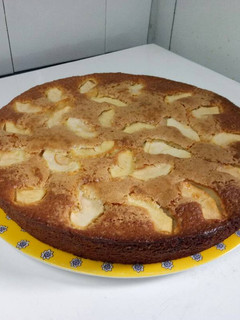 Una foto de Bizcocho de manzana muy fácil!! ;-)