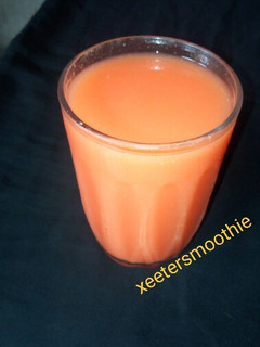 A picture of Strawberry mango smoothie.