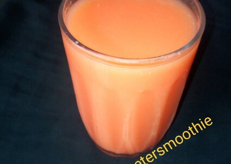 Strawberry mango smoothie