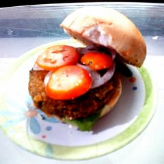 A picture of Healthy Rajma Burger.