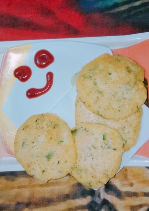 A picture of Chawal and mix Dal Ka mini dosa..