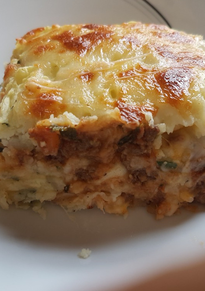 Una foto de Pastel de patata y res