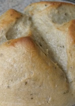 Una foto de Pan de orégano y merkén