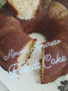 A picture of Almond Amaretto Bundt Cake.