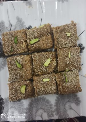 A picture of Gajak gud burfi.